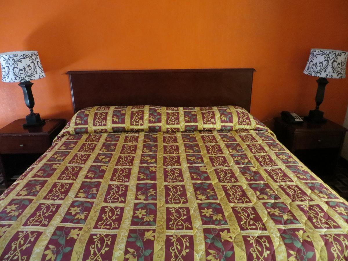 Budget Inn Cocoa Exteriér fotografie