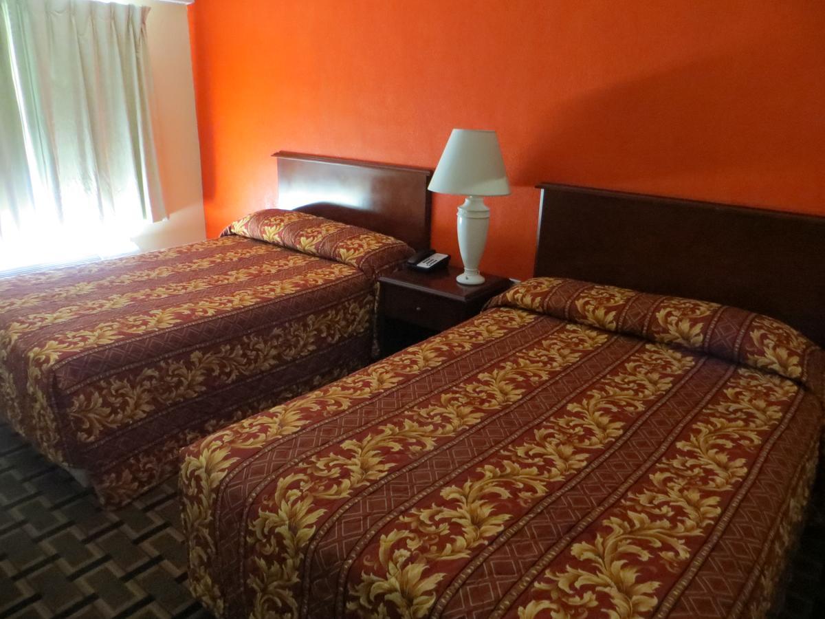 Budget Inn Cocoa Exteriér fotografie